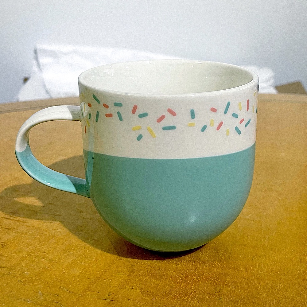 David's Tea cupcake mug. SOLD OUT. LIKE NEW condition